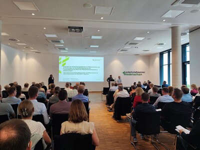 Infoveranstaltung 'Wasserschutz und Pflanzenschutz' im Rahmen der landesweiten Aufgaben § 28 NWG - © Lea Ball Infoveranstaltung 'Wasserschutz und Pflanzenschutz' im Rahmen der landesweiten Aufgaben § 28 NWG